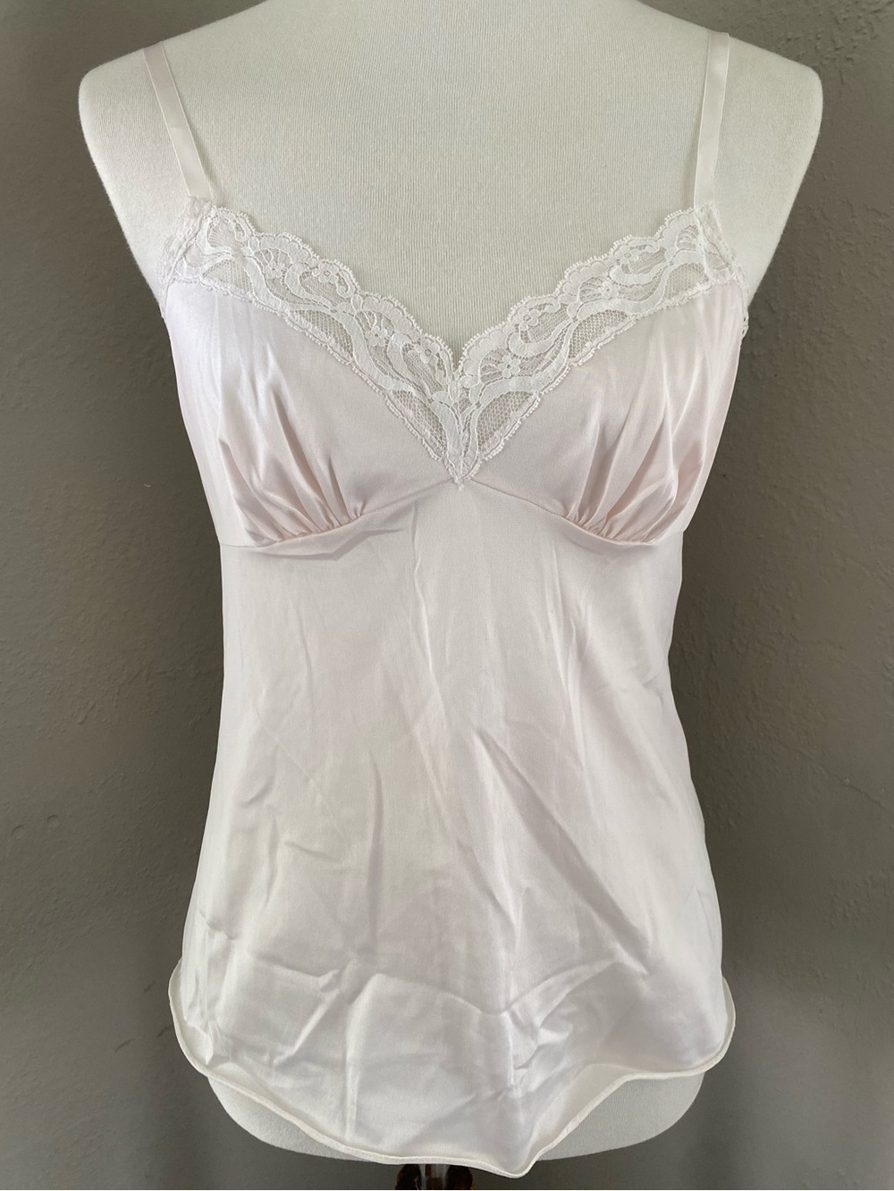 Vtg Pale Pink Lace Lingerie Ruched Camisole Coquette Balletcore Feminine Romance